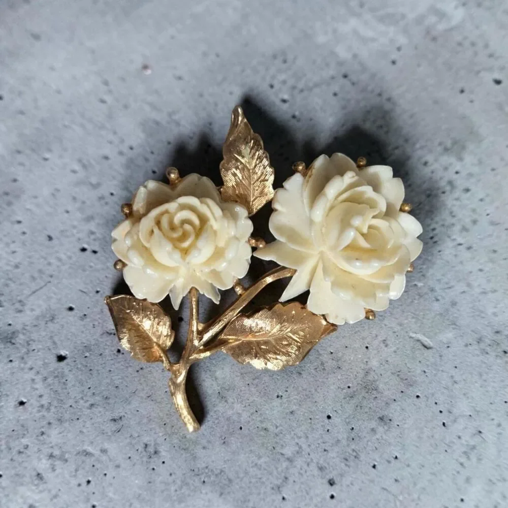 Vintage Style Ivory Rose Brooch, Gold Tone Floral Pin, Cottagecore Jewelry